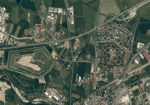 imagem aérea de cidade via satélite