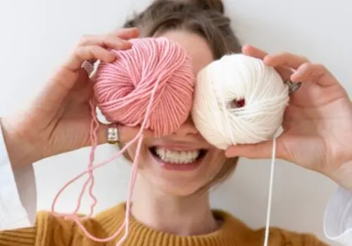 Como aprender crochê em casa? Melhores aplicativos para iniciantes ( Imagem: Freepik)